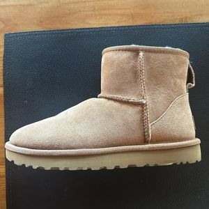 Ugg Classic Mini II Boot chestnut *brand new* authentic never worn
